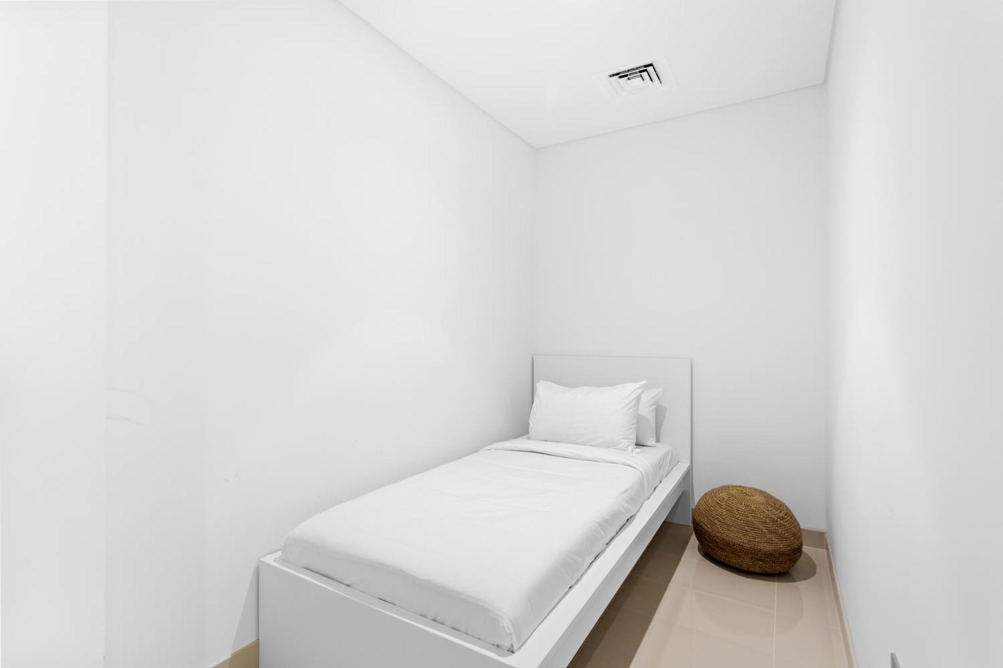Your Beachfront Luxe Escape Experience - Suiteable * Dubai